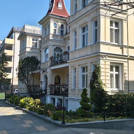 Admiral II Acomodação com café da manhã Świnoujście Exterior foto